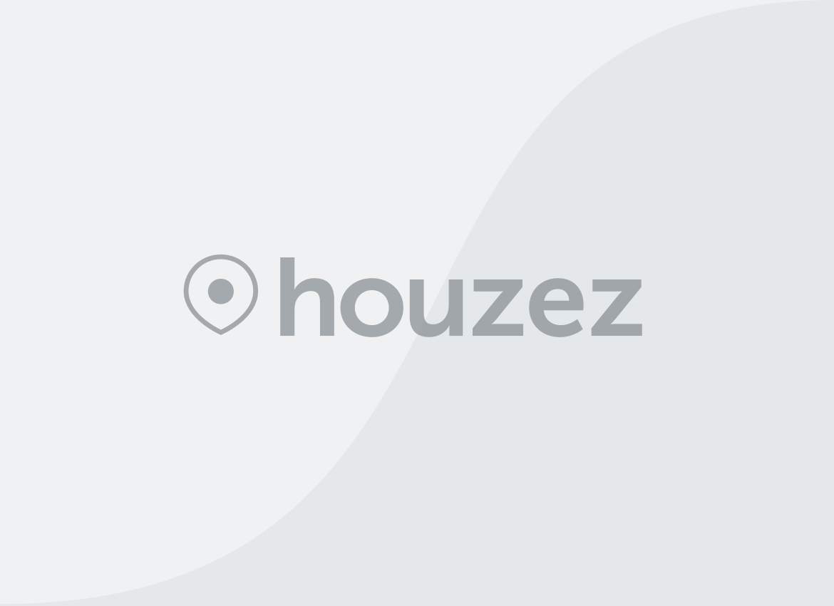 22 Homeland Dr, Manhassset, NY11030