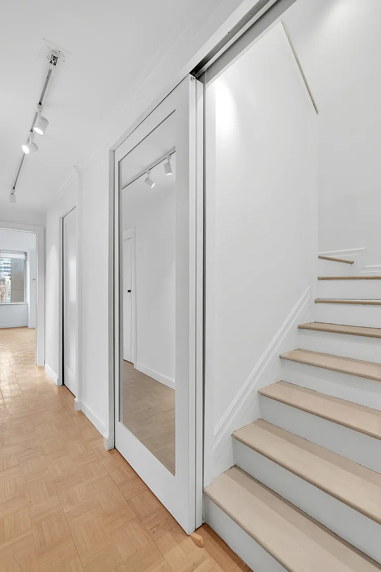 9c21ac49ecba59007abb5d6fdd78d7a5-uncropped_scaled_within_1536_1152